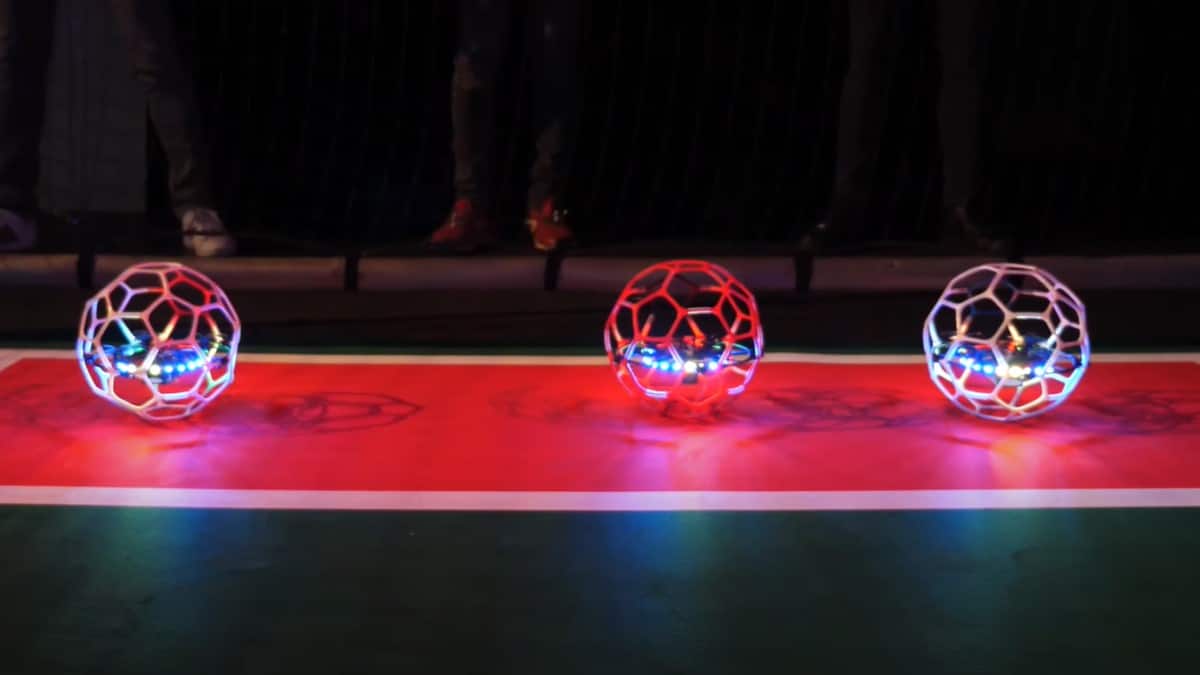 Ballons lumineux de drone soccer