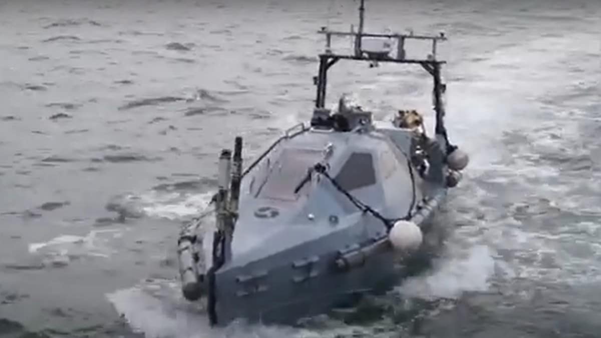 Bateau autonome naviguant en mer